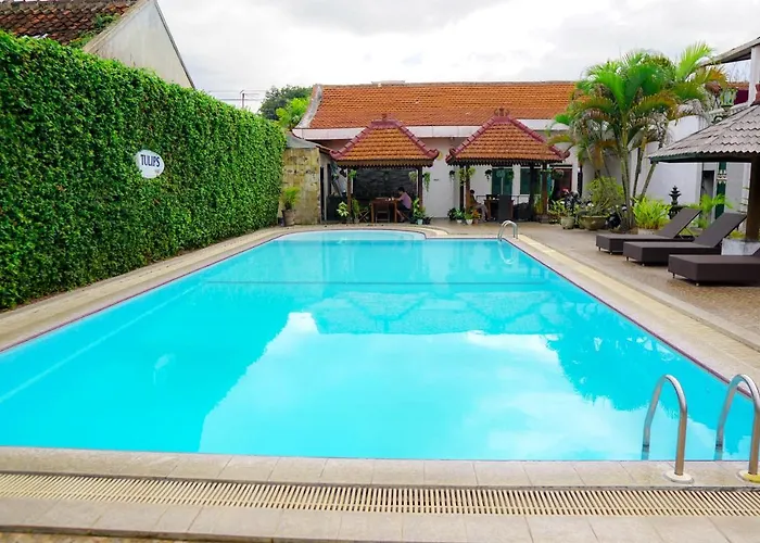 Hotel Tulips Yogyakarta