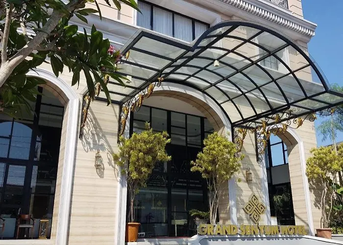 Grand Senyum Hotel Yogyakarta