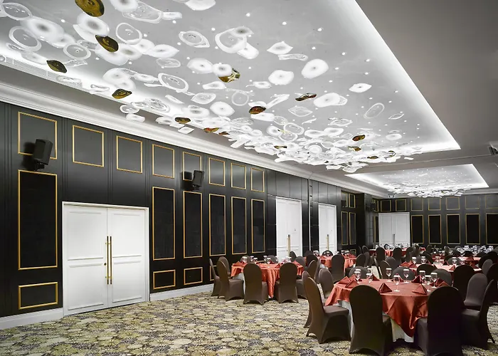 Swiss-Belboutique Yogyakarta Hotel